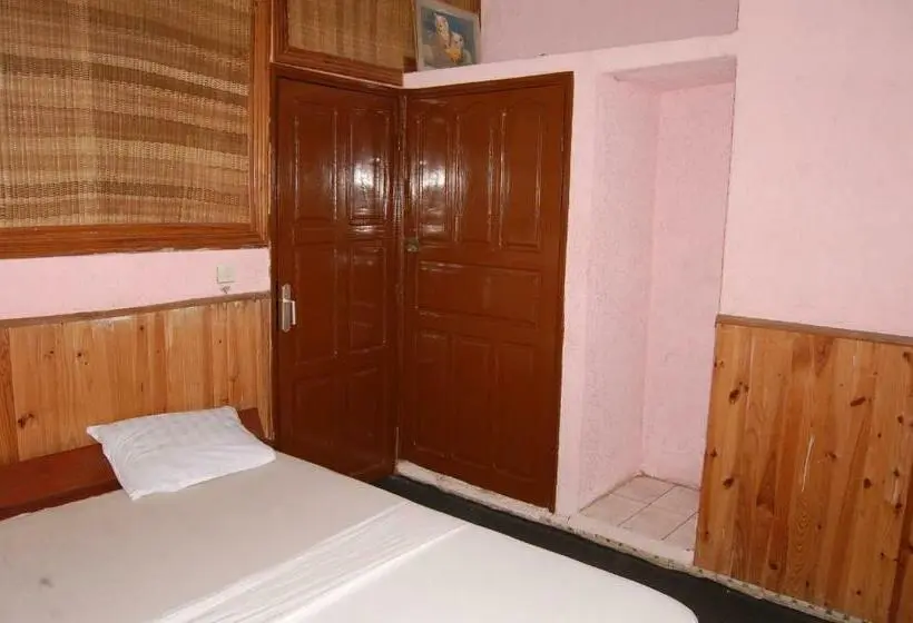 اتاق استاندارد, Benin Hotel Terminus