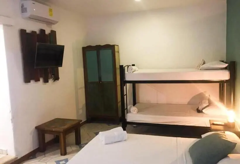 Perhehuone, Casa Colonial Tulum