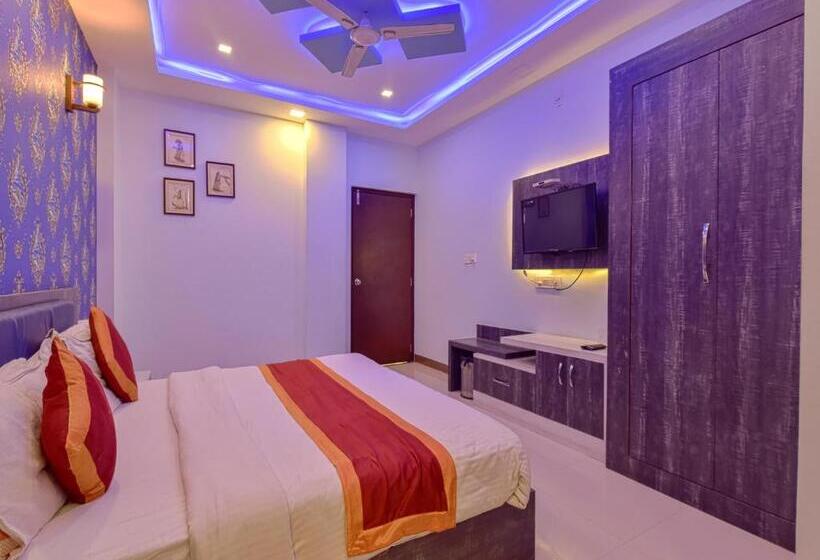 Deluxe-huone King-vuode, Golden Leaf