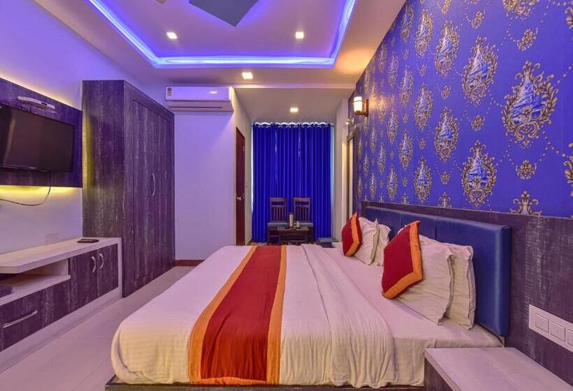 Deluxe-huone, Golden Leaf