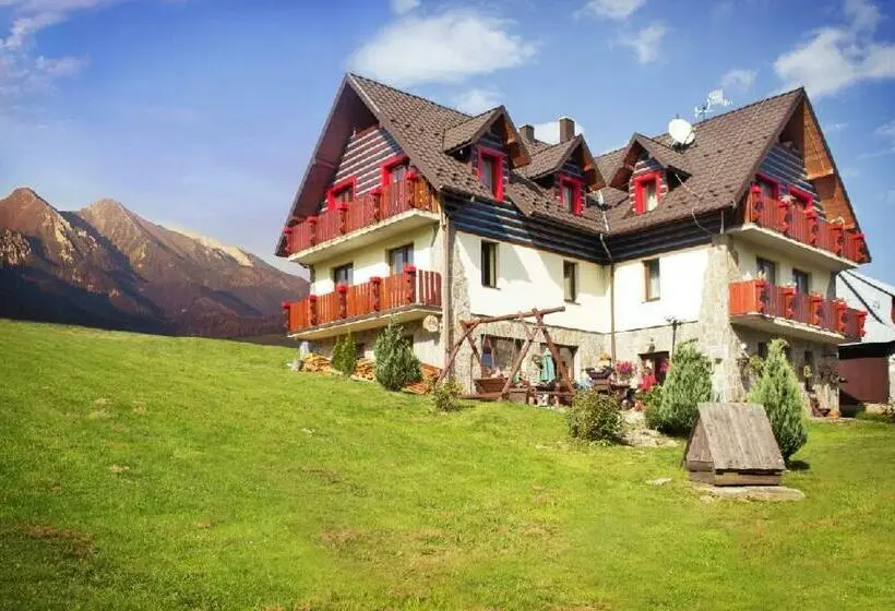 Perhehuone, Penzion Slovakia