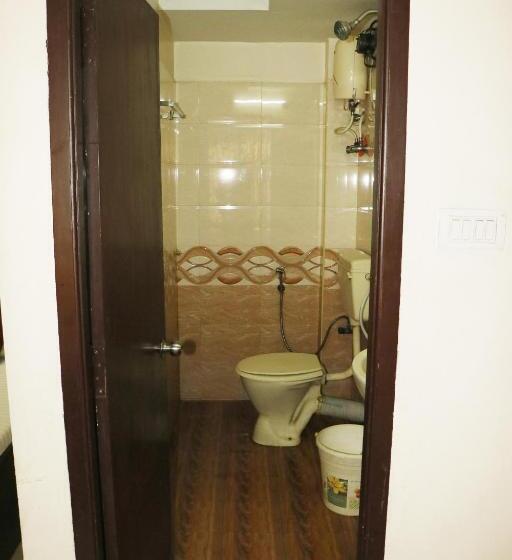 Family Room, S4 Residency