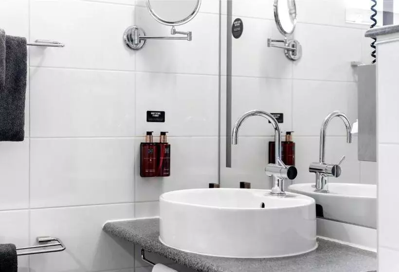 スイート, Clarion Collection Hotel Tapto