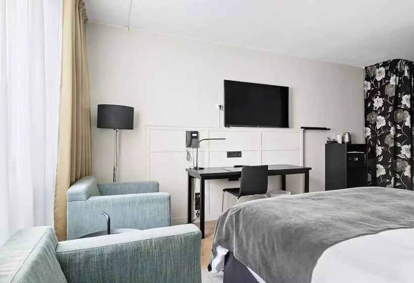 Superior-huone, Best Western Plus Grand Hotel Elektra