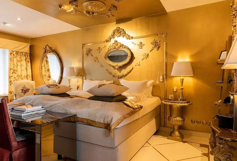 スイート, Bomans Hotell I Trosa