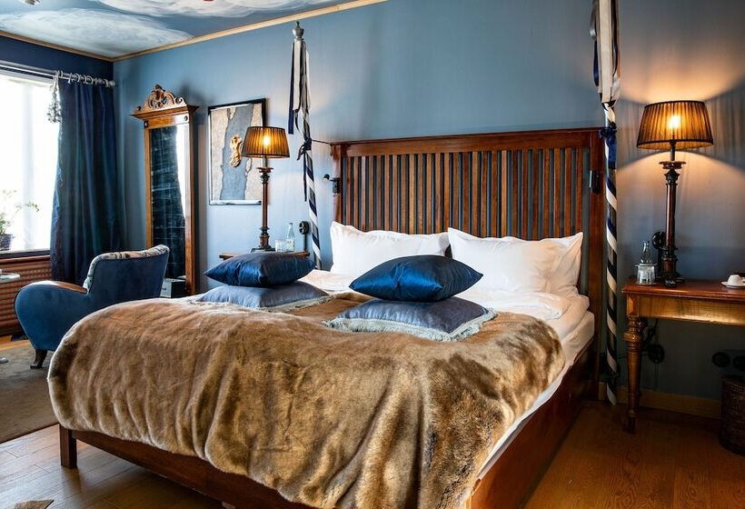 סוויטה, Bomans Hotell I Trosa