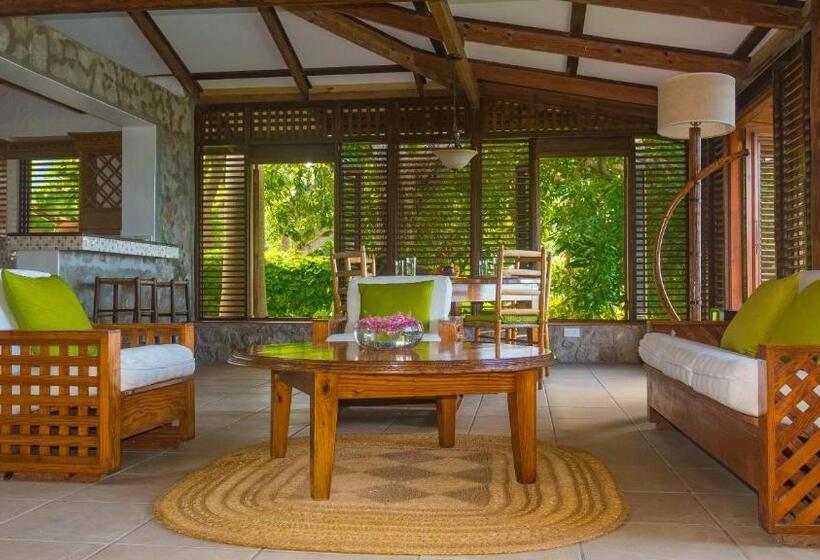 ویلای 3 خوابه با استخر, Stonefield Villa Resort