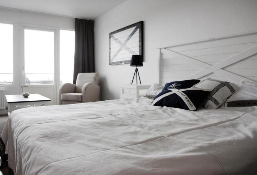 Deniz Manzaralı Balkonlu Superior Oda, Strand Hotell Borgholm