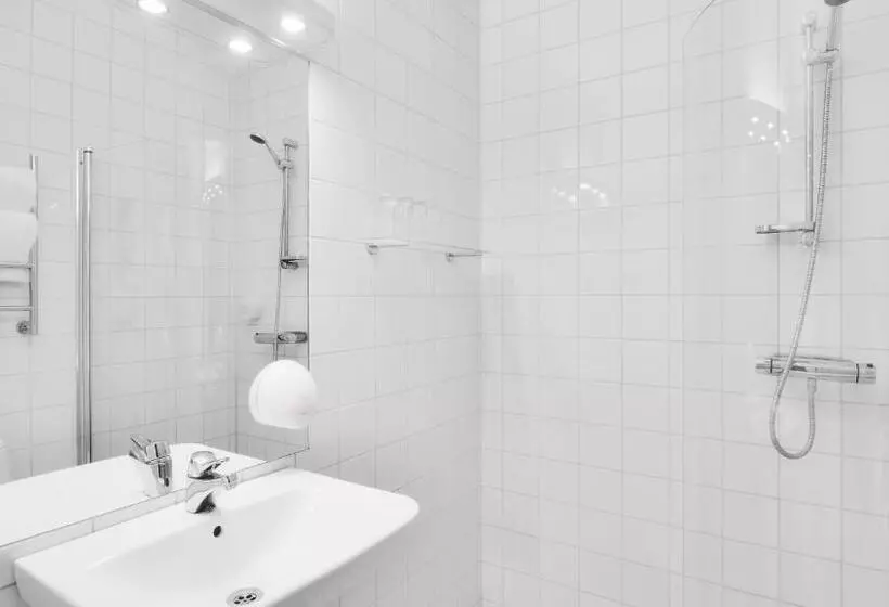 اتاق استاندارد یک نفره, Strand Hotell Borgholm