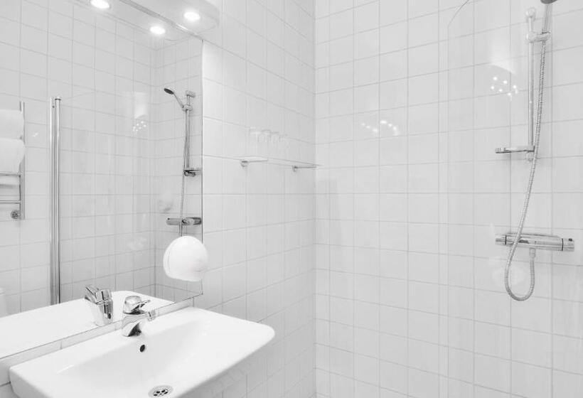 Deniz Manzaralı Standart Tek Kişilik Oda, Strand Hotell Borgholm