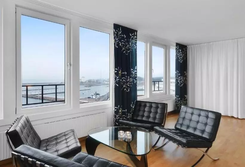 سوییت با چشمانداز دریا, Strand Hotell Borgholm