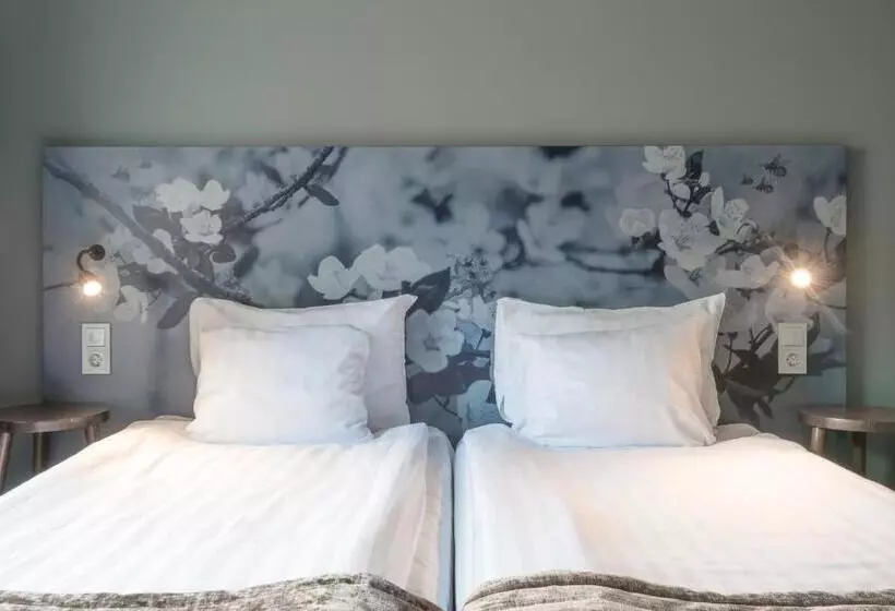 اتاق خانوادگی, Quality Hotel Ekoxen