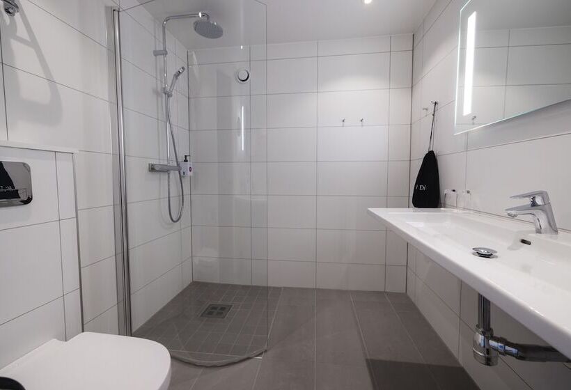 스탠다드 룸, Quality Hotel Royal Corner