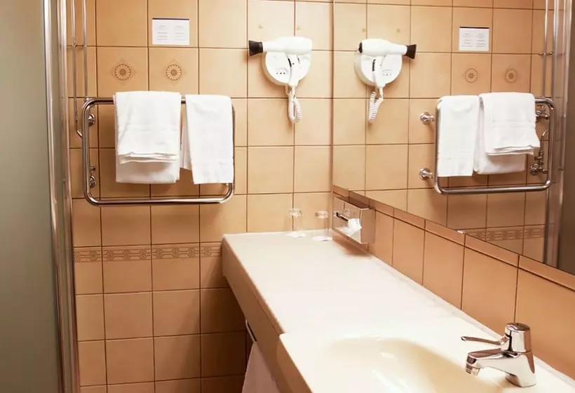 اتاق استاندارد, Quality Hotel Royal Corner