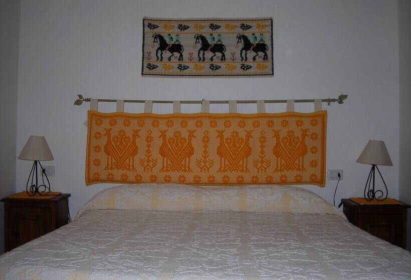 Pokój Standard Trzyosobowy, Bed & Breakfast Dessole