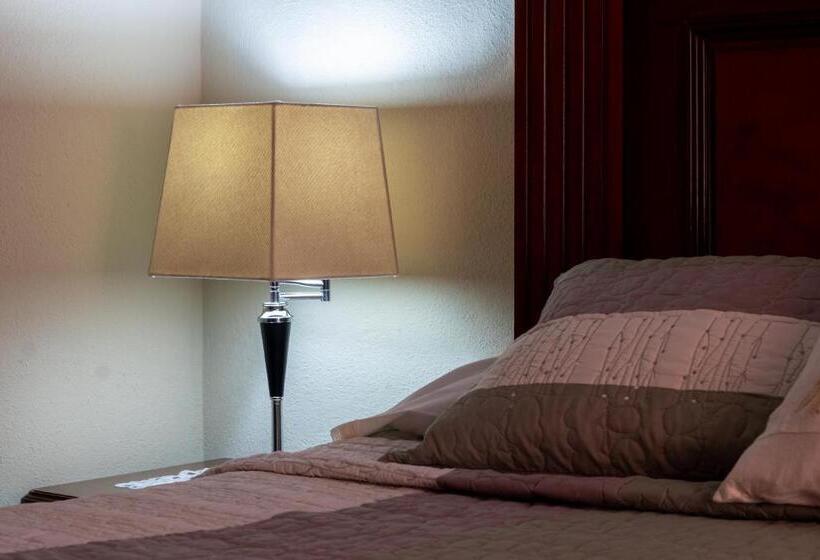 اتاق استاندارد با تخت بزرگ, Casa Maricela B&b