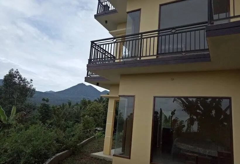 ファミリールーム, Atres Sari Resort