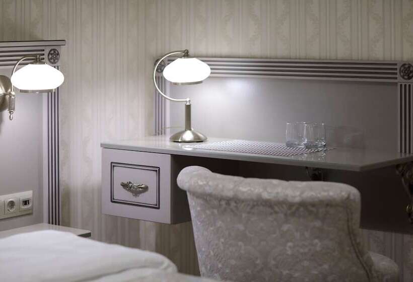 חדר סטנדרט, Old Town