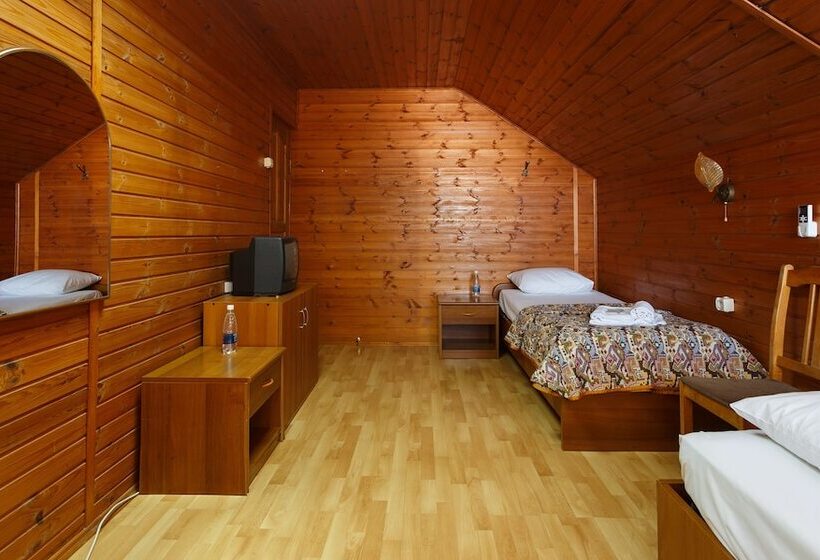 غرفة عائلية, Russky Dom Divny 43°39° Spa