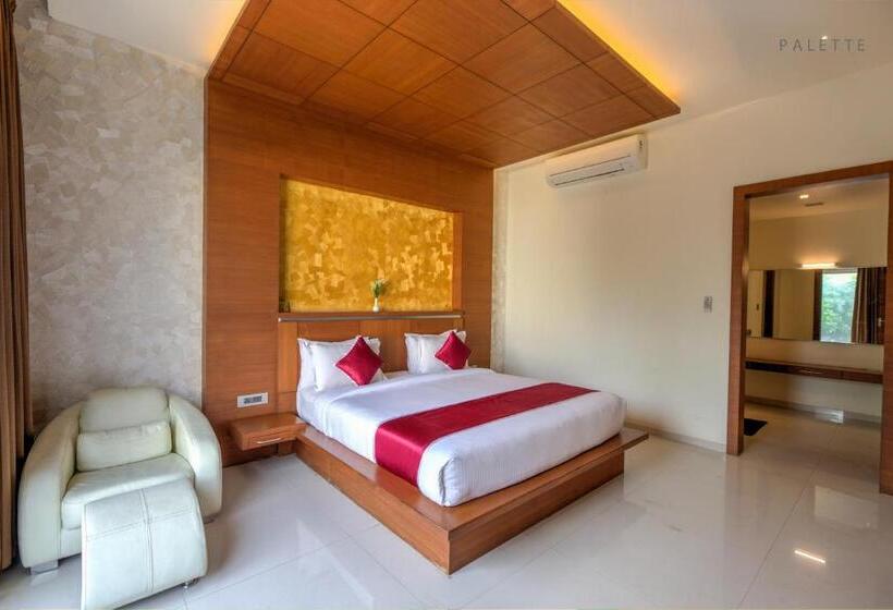 Номер Superior Кровать Кинг, Pioneer Grand Palace