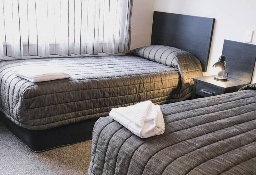 Апартаменты 3 Спальни, Harbour View Motel