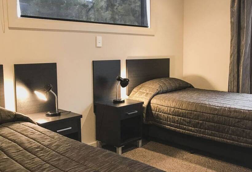 Апартаменты 3 Спальни, Harbour View Motel