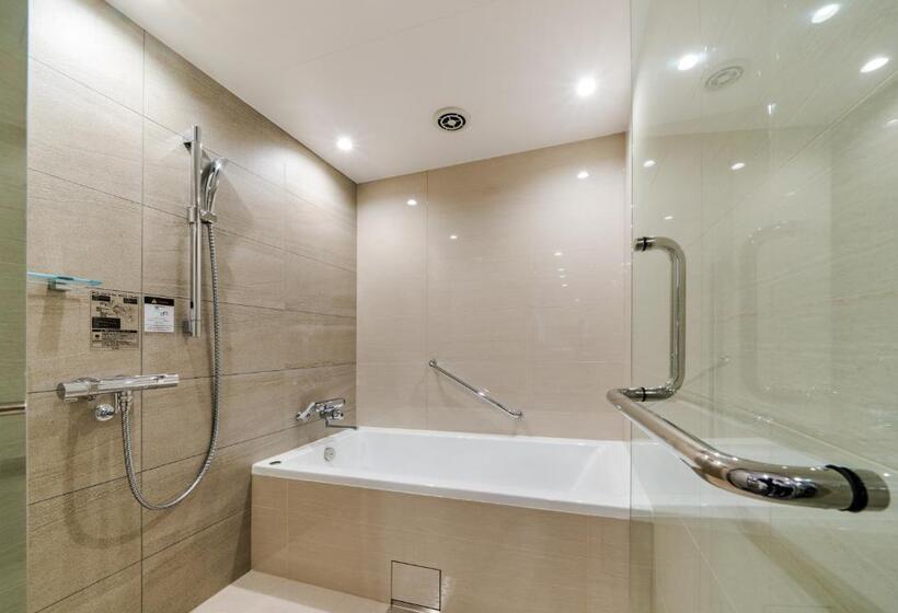 سوییت جونیور, Daiwa Roynet Hotel Kyoto Terrace Hachijo Premier