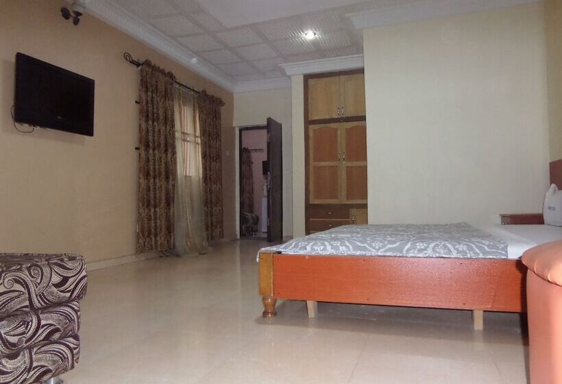 Suite, Murray S Suites