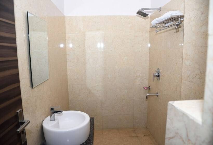 身障者適用スタンダードルーム, Jk Rooms 129 Hotel Rc Regency