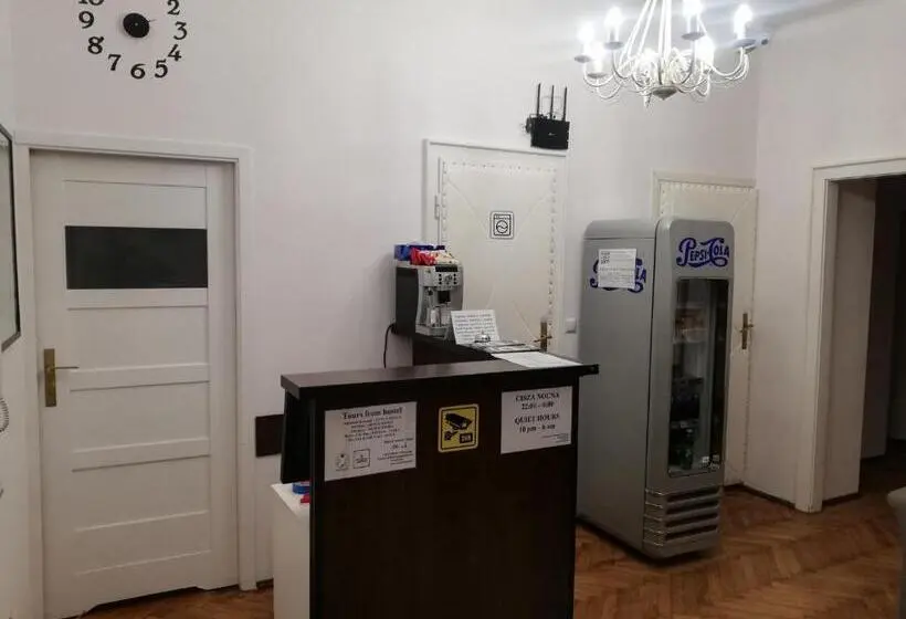 1 Bedroom Apartment with Balcony