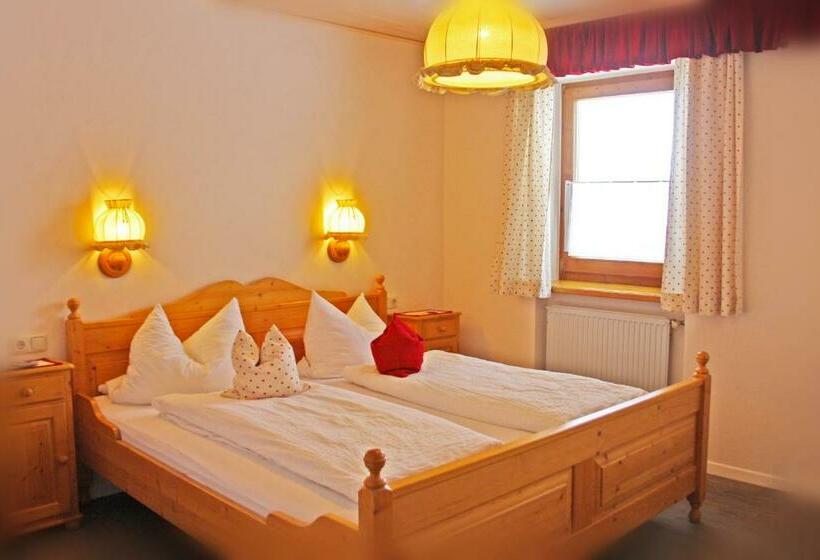 Номер Стандарт, Pension Schuasterhof