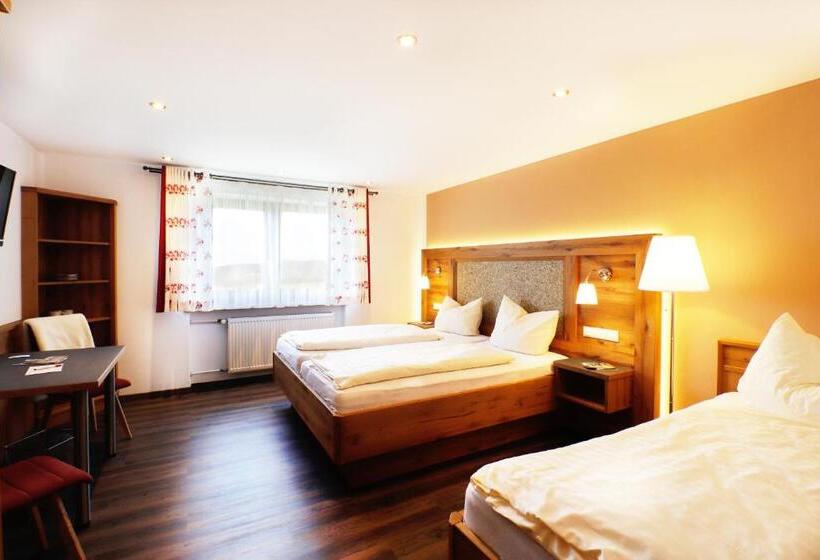 Номер Стандарт Трехместный, Pension Schuasterhof