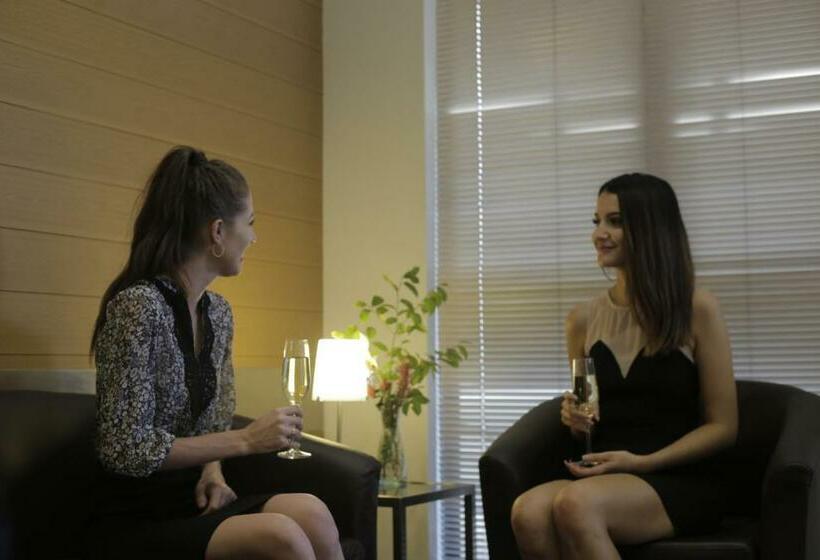 キングサイズベッドのスタンダードルーム, Stay Motel   Formerly Room Motels Gympie