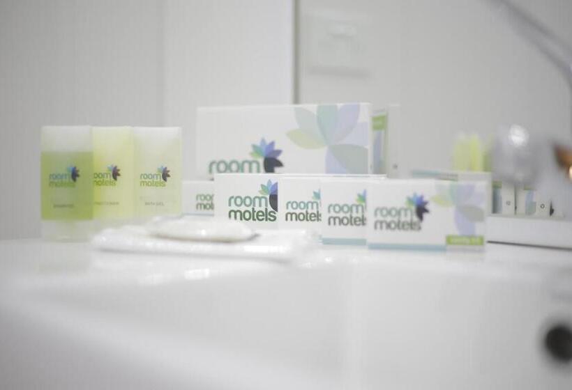 身障者適用スタンダードルーム, Stay Motel   Formerly Room Motels Gympie