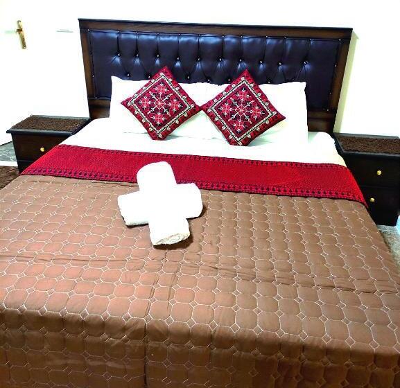 اتاق استاندارد با سرویس بهداشتی مشترک, Majido