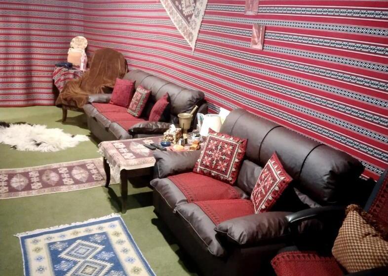 اتاق استاندارد چهار تخته, Majido