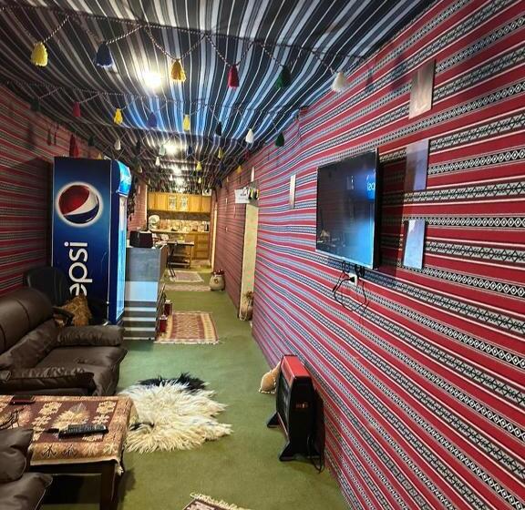 اتاق استاندارد با سرویس بهداشتی مشترک, Majido