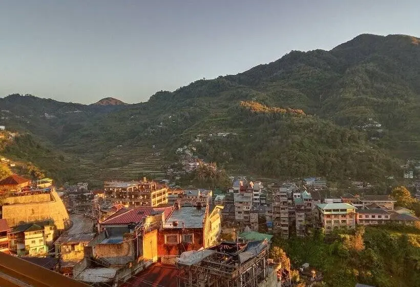 スタンダード4人部屋, Banaue Pink Eco Hostel