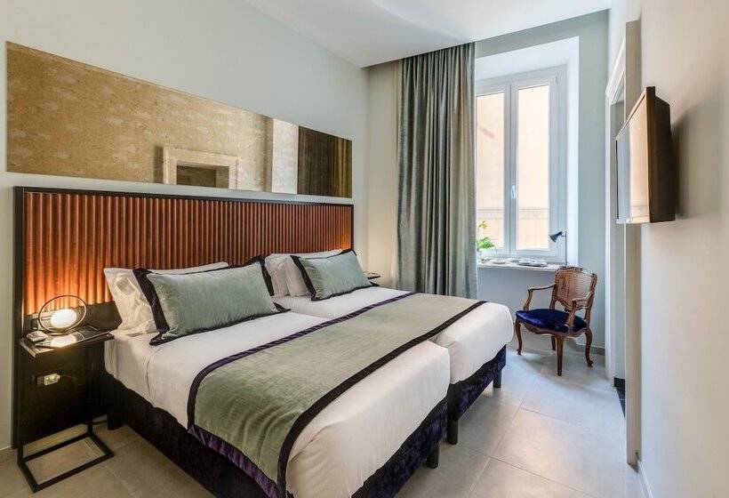 اتاق استاندارد, Adrianus