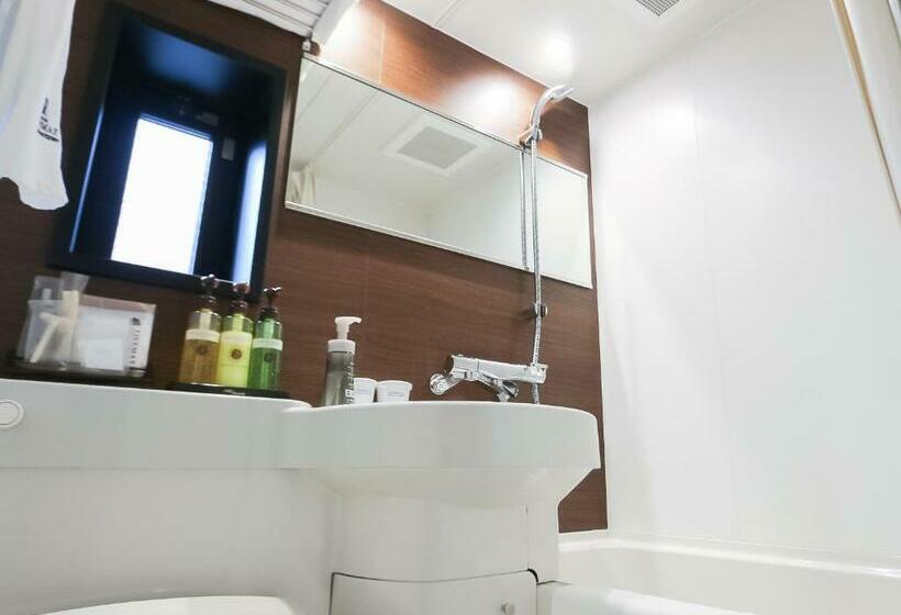 베이직 룸 더블 침대, Livemax Sendai Aobadori