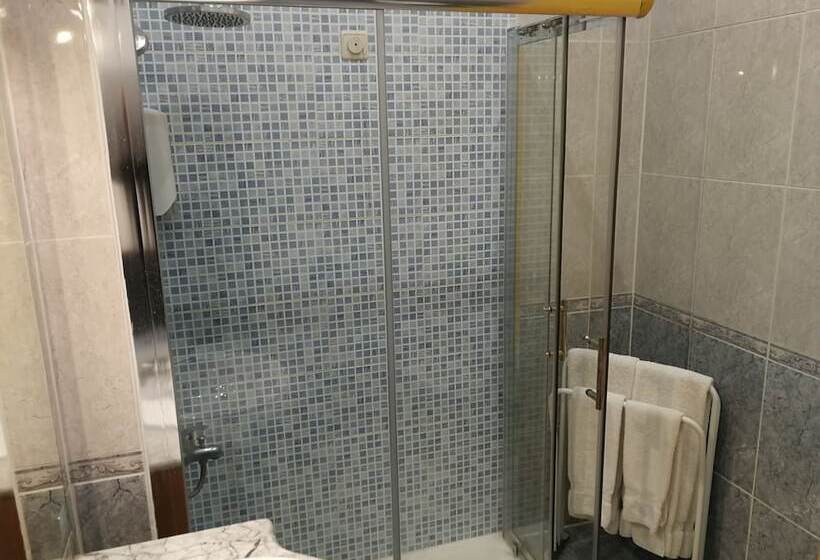 اتاق استاندارد, Mana Guest House