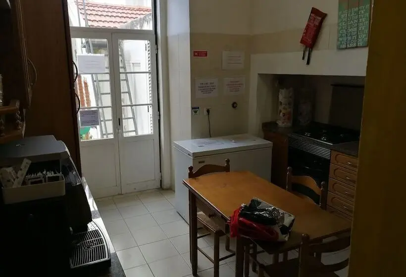 سوییت, Mana Guest House