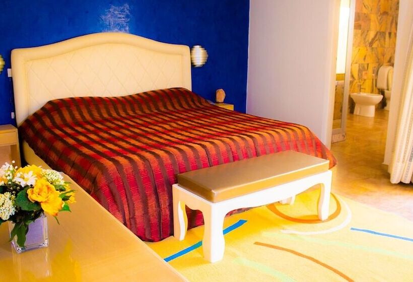 اتاق سوپریور, Al Afifa