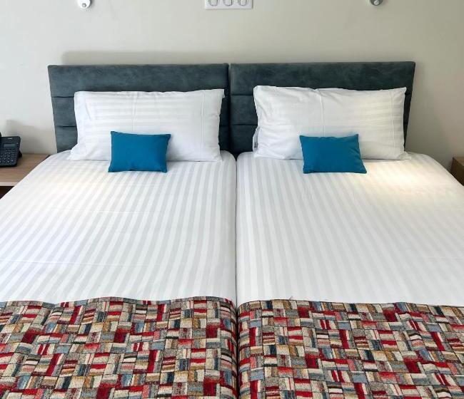 اتاق سوپریور, Al Afifa