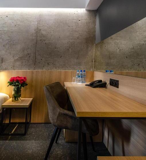 חדר סטנדרט, Bulvar