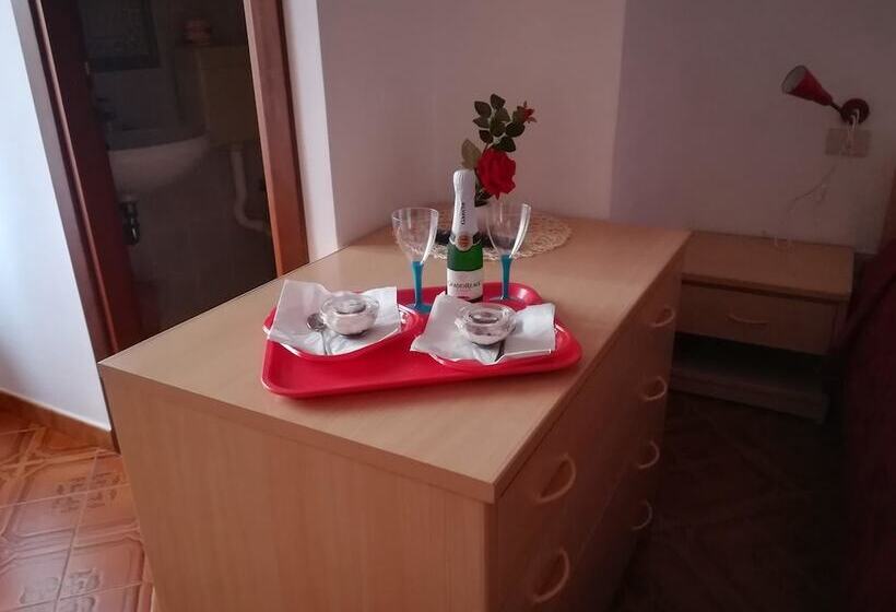 غرفة عائلية, Agriturismo Castanito