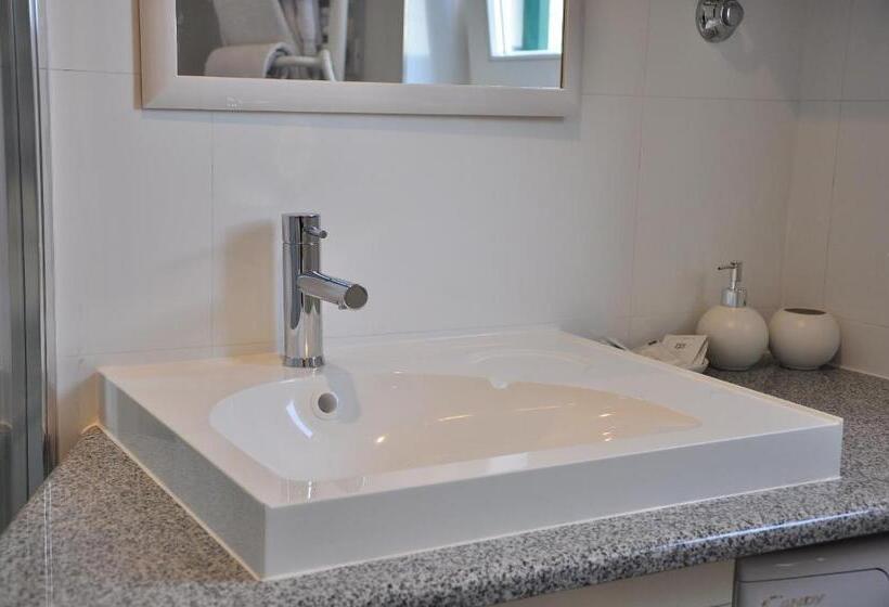 Standard-studio, Villa Stagnja