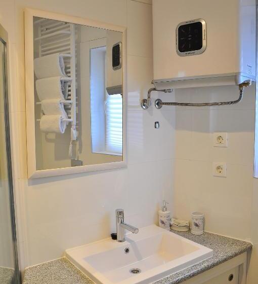 Standard-studio, Villa Stagnja