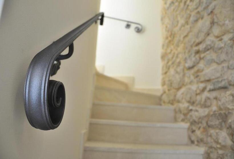 Standard-studio, Villa Stagnja