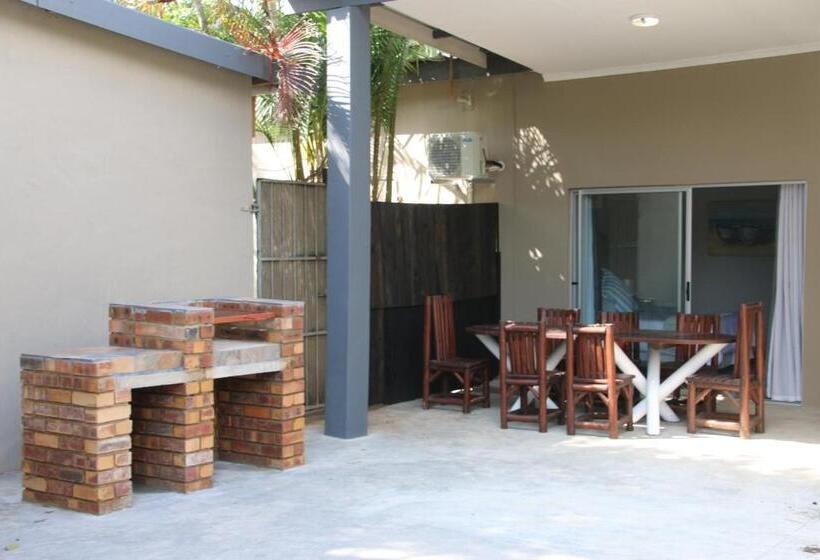 בקתת חדר, Cheese Farm & Lodge